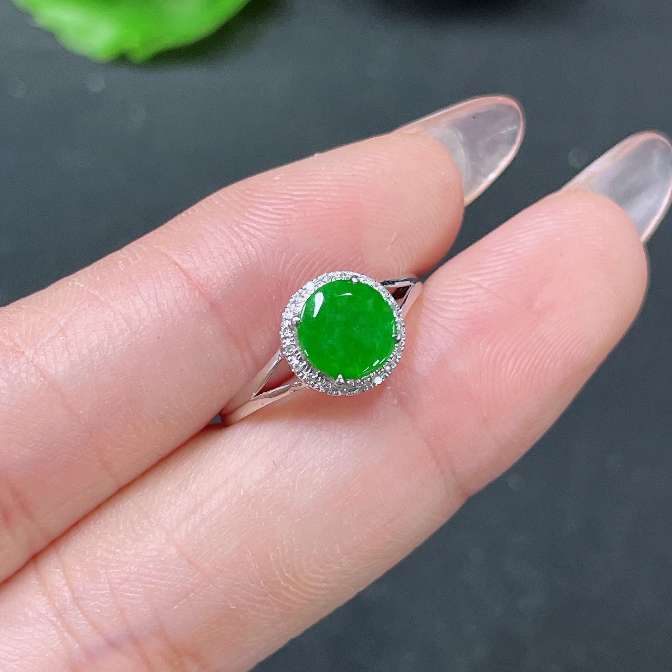 F34021393 Jadeite Ring with 18k Gold and Diamond Accents, Size 9, Total Weight Approx. 1.22g