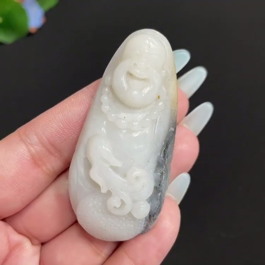 H31598645 Hetian Jade Pendant - Buddha Figure - Undetermined Skin Color Origin - Total Weight Approx. 46.4g
