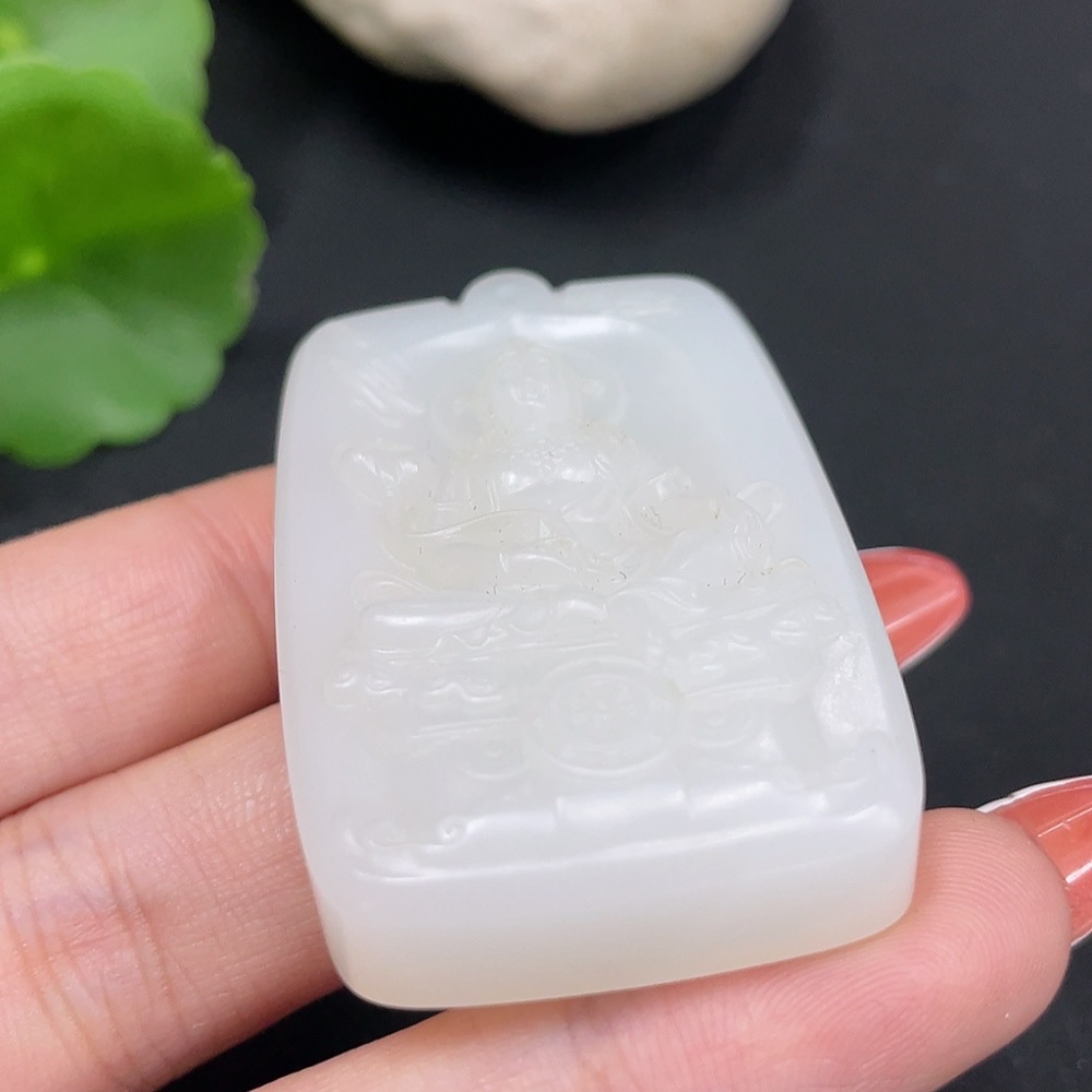 H34017432 Hetian Jade Pendant Guanyin Total Weight About 42g