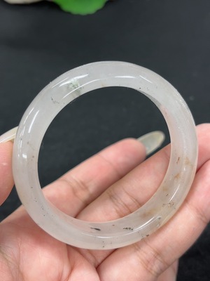H42056217 非洲翠(独龙玉)正圈手镯 圈口50.5 货品总重约37g
