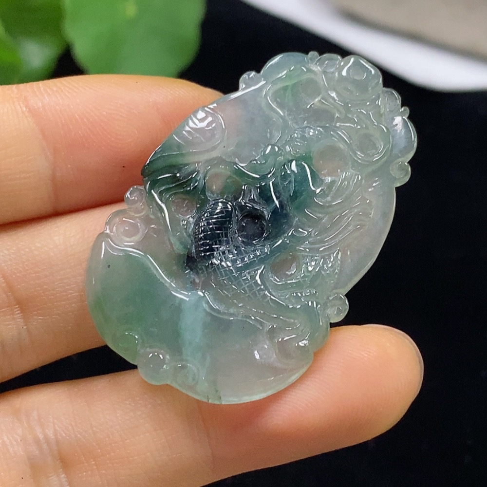 F34024756 Jadeite Dragon Pendant Total Weight Approx. 7.9g Containing Other Mineral Components