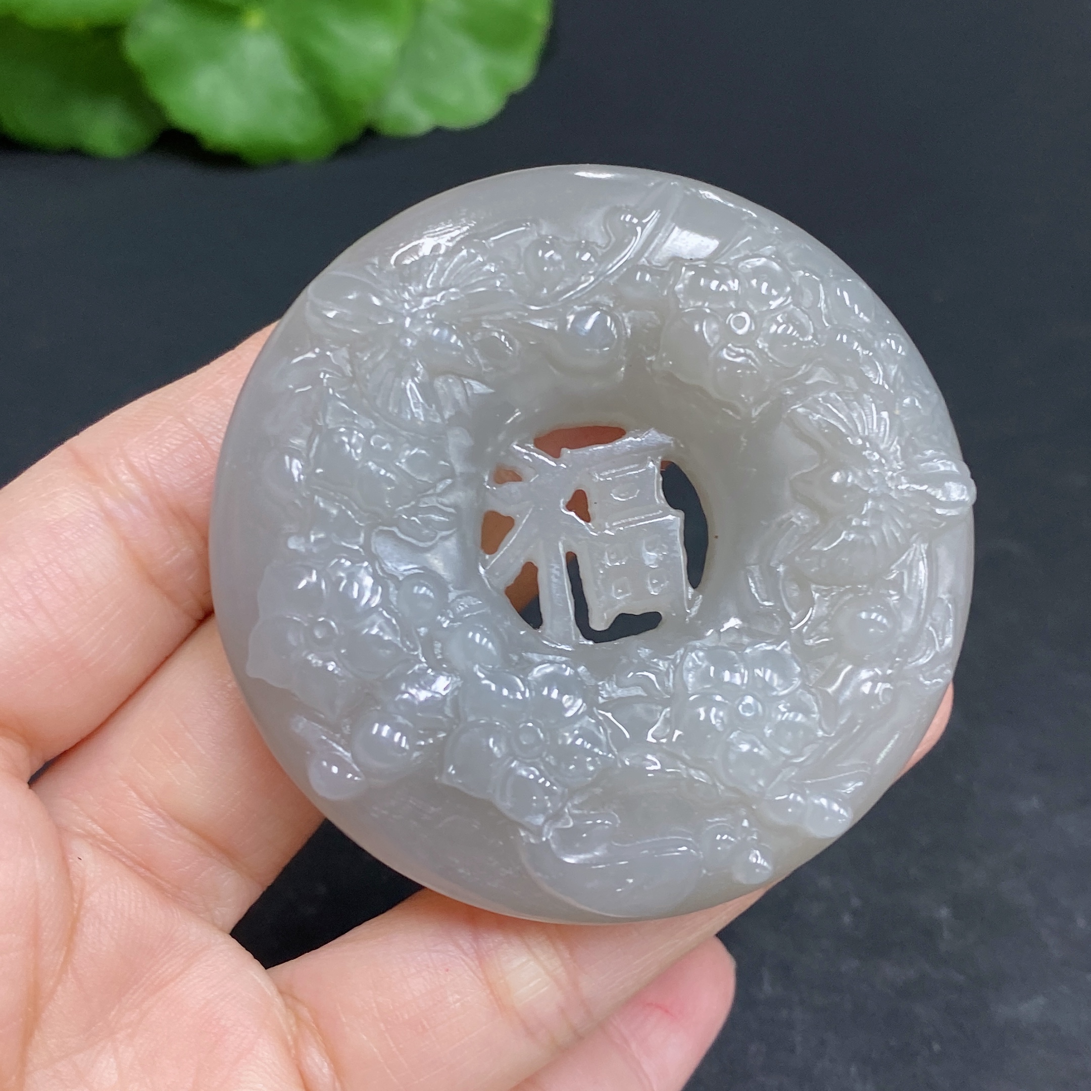H33902717 Hetian Jade Pendant  Prosperity in Full Bloom  Total weight: approx. 54.8g