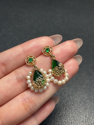 C34992220 Pearl Earrings with Non-Natural Gemstones, Non-Gold, Total Weight Approx. 4.49g