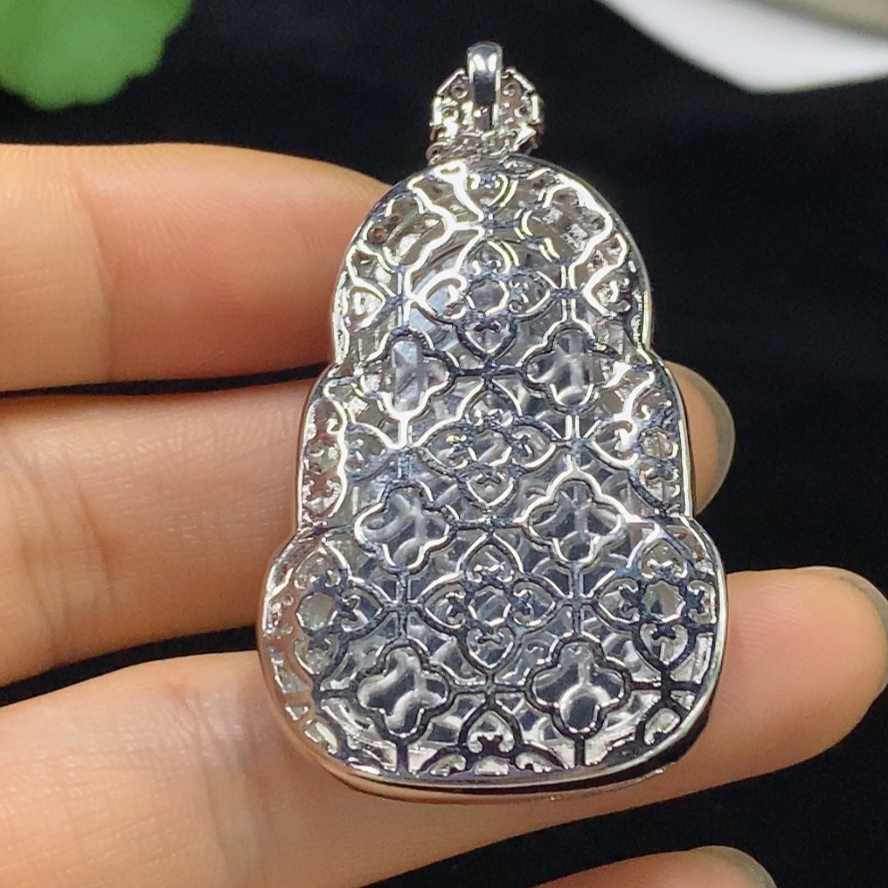 F32789290 Jadeite Cabochon Inlaid Pendant Non-Gold Total Weight Approx. 15.58g (including chain)