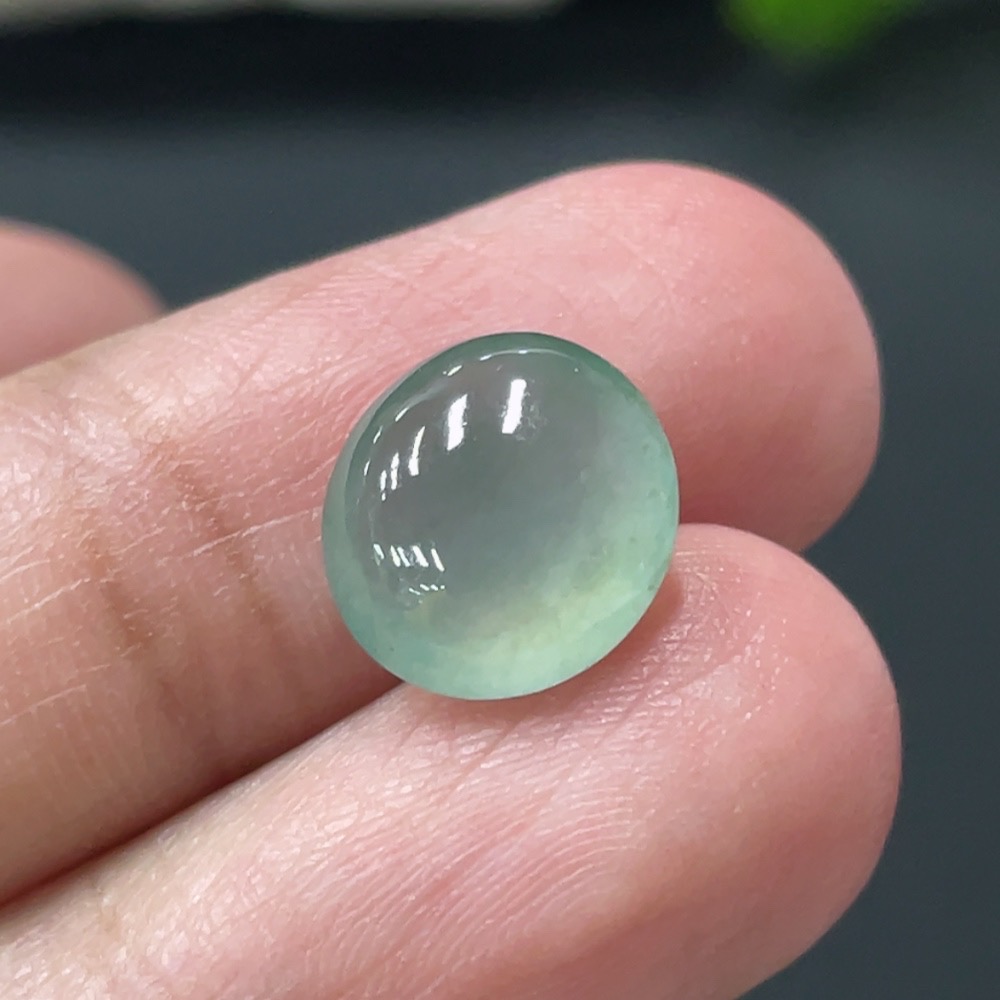 F28259826 Jadeite Cabochon Total Weight Approx. 0.8g