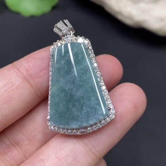 F27121881 Jadeite Inlay Piece Non-Gold Total Weight Approx. 5.14g