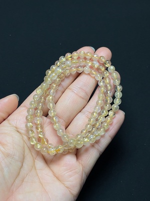 C46536639 水晶珠串 可见有机物 货品总重约21.42克 卡5.2mm左右