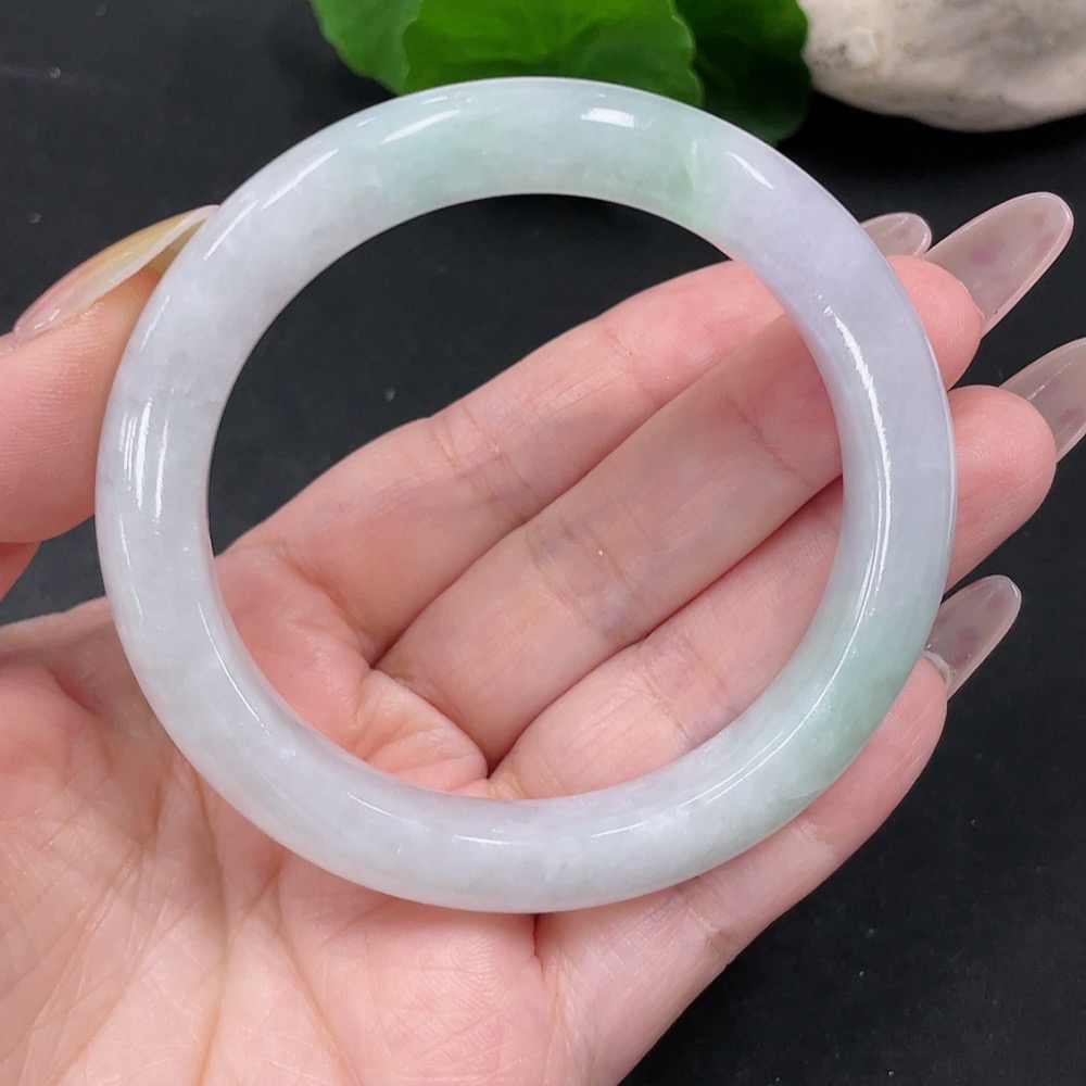F34068246 Jadeite Round Bracelet Size 55.3 Total Weight Approx. 48.9g
