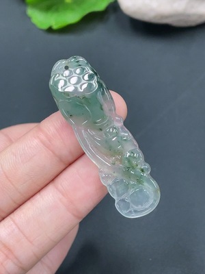 F22538483 Jadeite Lotus Pod Pendant, Total Weight 3.686g