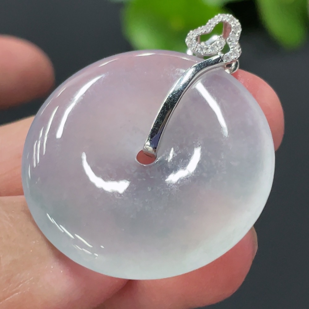 F30493047 Jadeite Peace Pendant with 18K Gold and Diamond Accents, Total Weight Approx. 10.1g