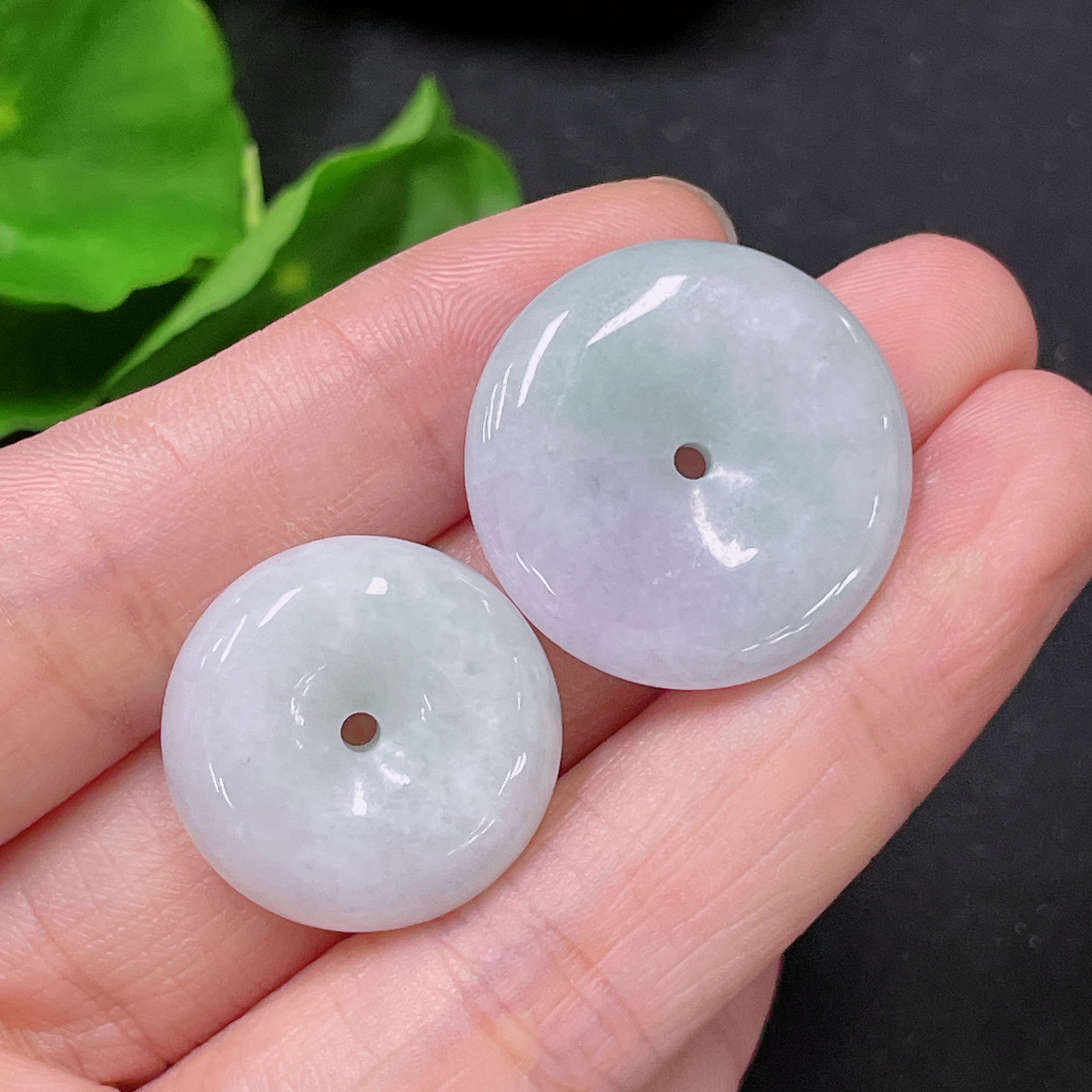 F33919758 Jadeite Safety Buckle Pendant Sell as a Lot