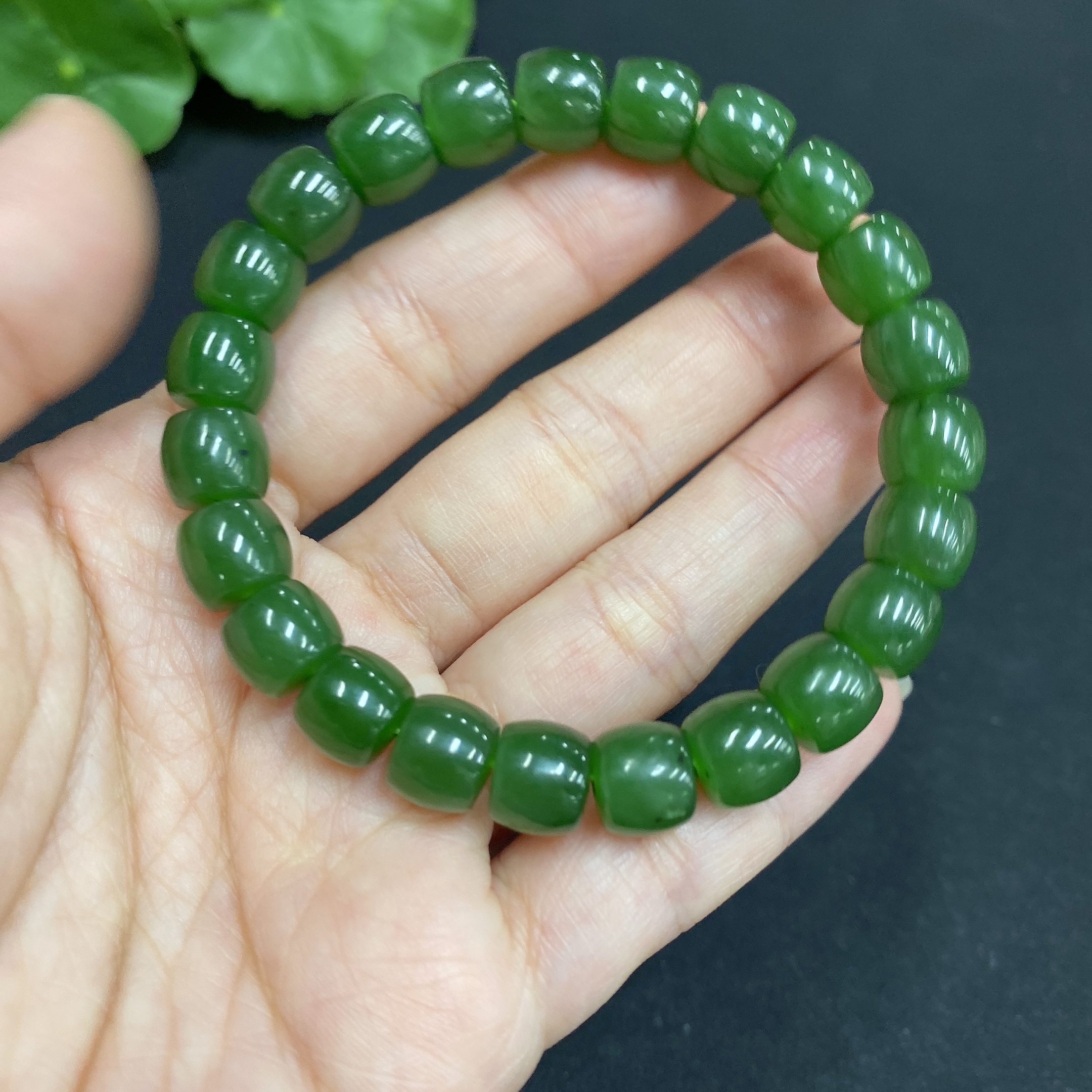 H34014846 Hetian Jade Jasper Bracelet Approx. 8.6 mm Total Weight Approx. 27.1g