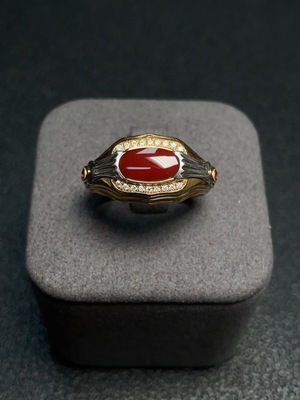C30536150 South Red Agate Inlaid Ring 18K Gold Size 20 Total Weight Approx. 5.42g Non-Diamond