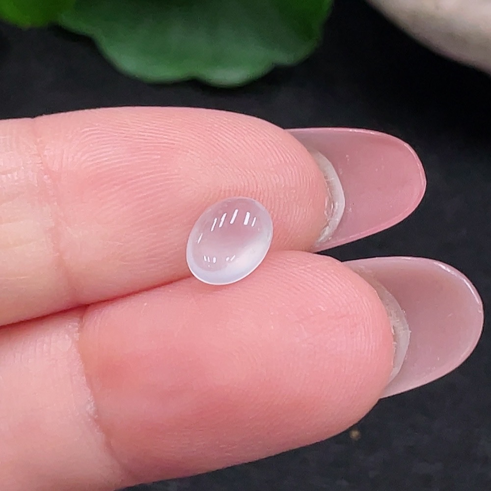 F32773170 Jadeite cabochon, total weight approx. 0.1g