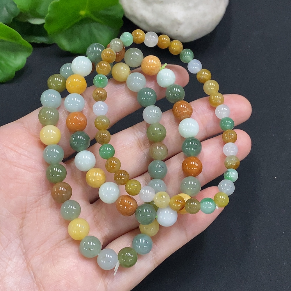 F34070488 Jadeite Beads Sell as a Lot