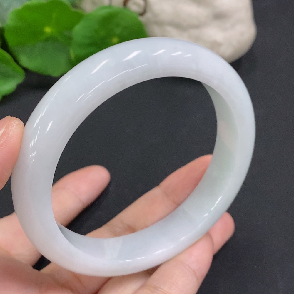 F34962436 Jadeite Round Bangle Size 60.6 Total Weight Approx. 70.8g
