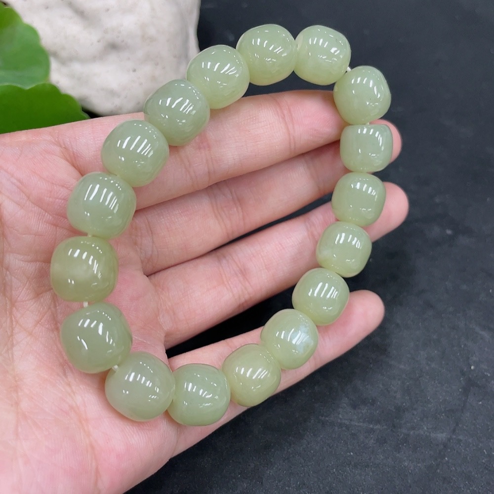 H30561660 Hetian Jade Bracelet, Approx. 11.5mm, Total Weight Approx. 51.2g