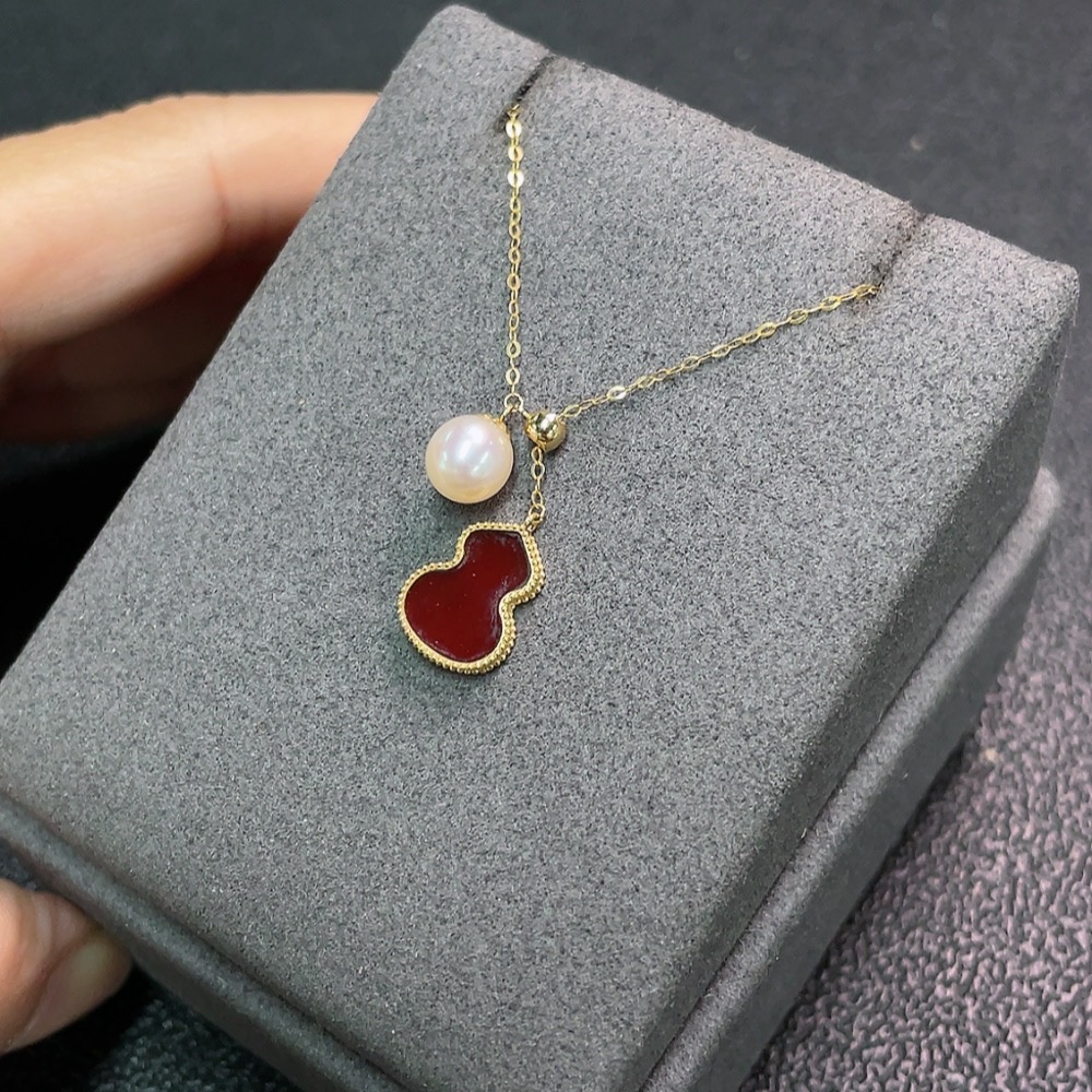 C34950987 18K Onyx Necklace with Pearl and Simulated Stones, Total Weight Approx. 1.26g, Stone Size About 5.9mm