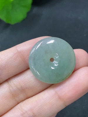 F31661039 Jadeite Pendant Peace Buckle Total Weight Approx. 5.34g