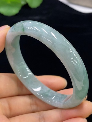 F31651386 Jadeite Regular Bangle Size 57 Total Weight Approx. 48.11g