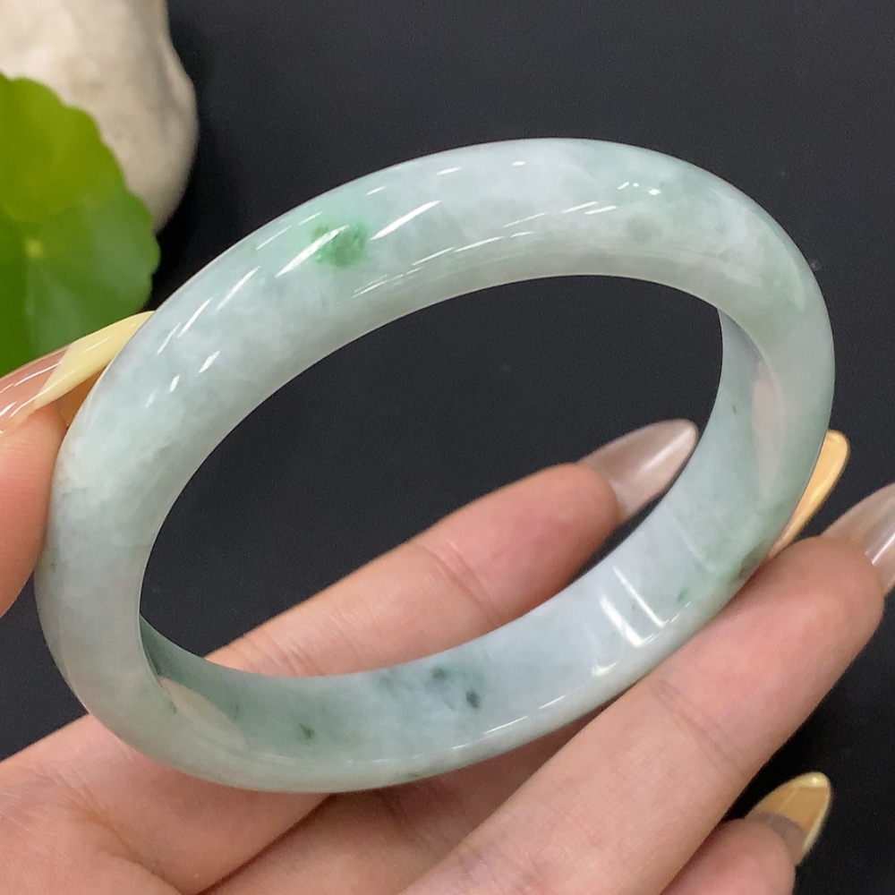 F30454931 Jadeite Regular Bangle