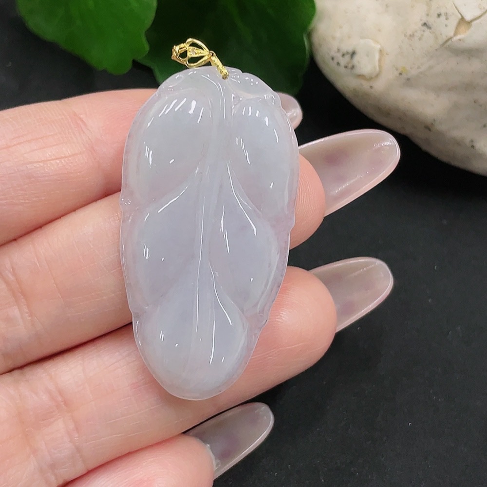 F34069129 Jadeite Leaf Pendant 18K Gold Total Weight Approx. 5.4g