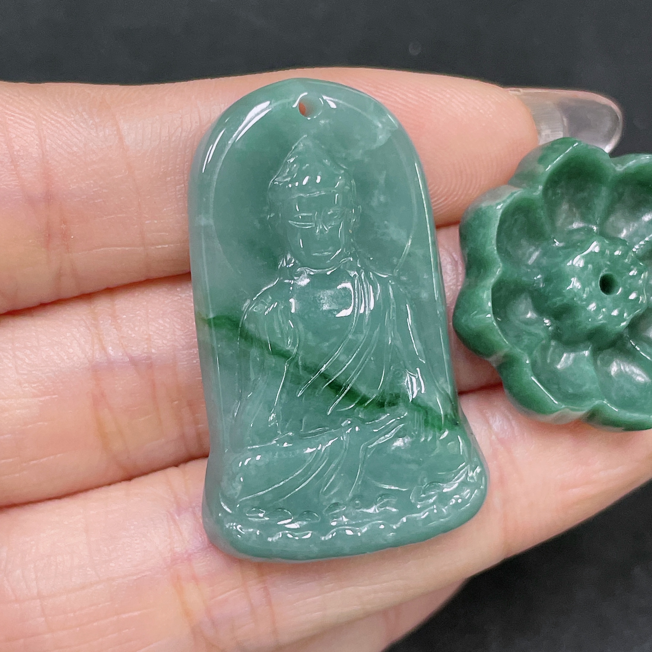 F34064710 Jadeite Pendants Sell as a Lot