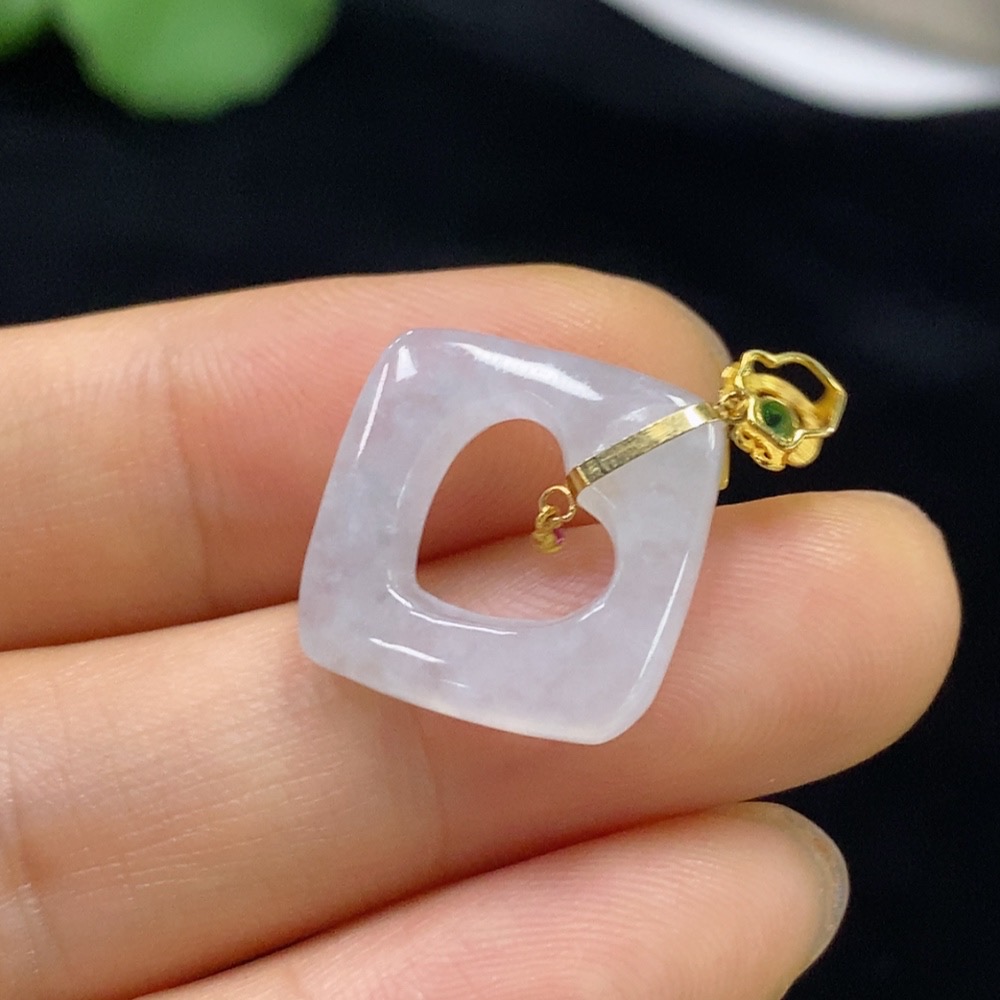 F33835425 Jadeite Pendant, 18k, Total Weight Approx. 2.14g