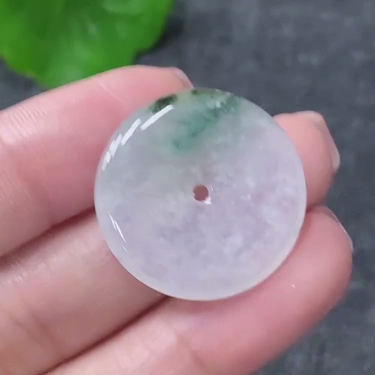 F34999023 Jadeite Pendant Peace Buckle Total Weight Approx. 4.2g