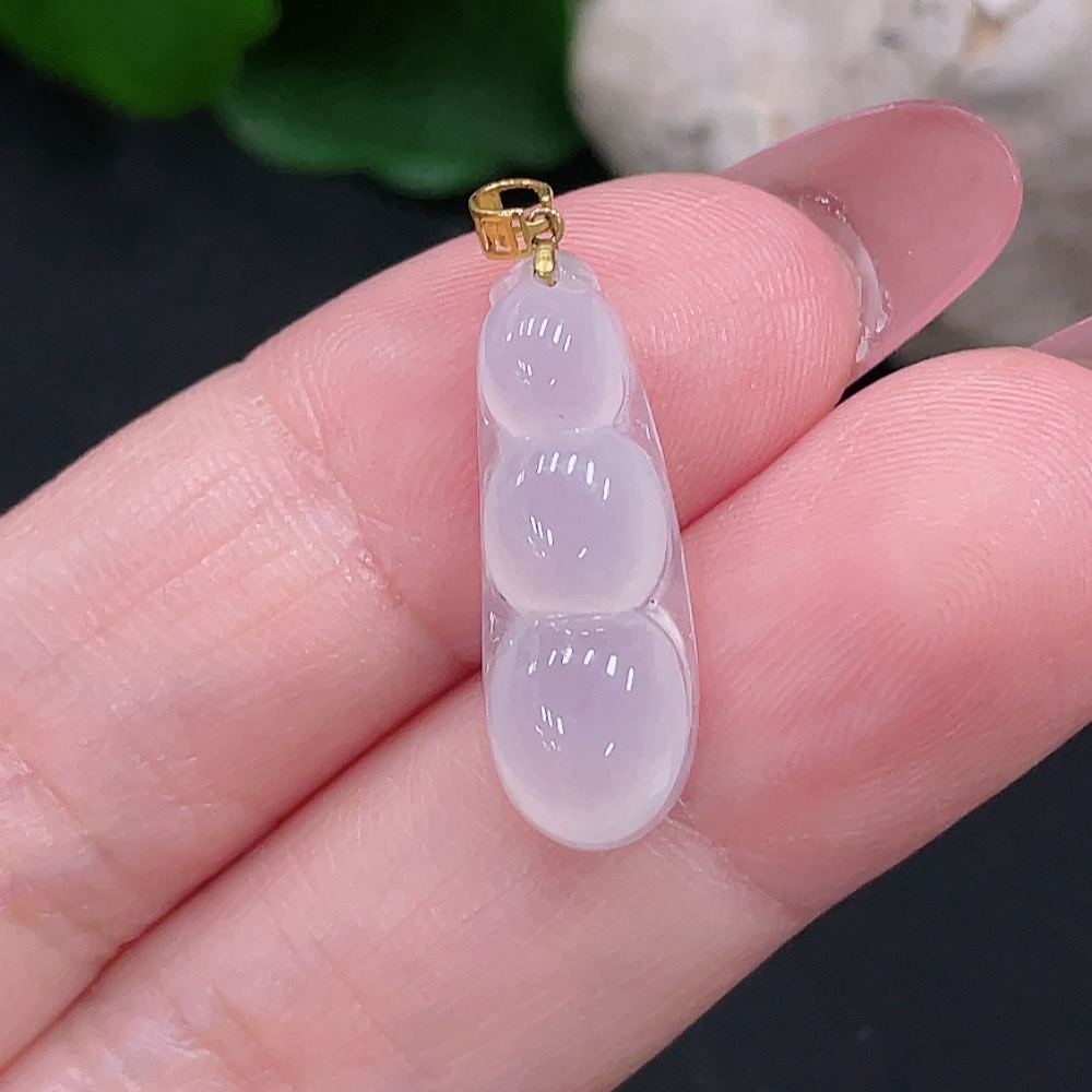 F34012260 Jadeite Lucky Bean Pendant 18K Gold Total Weight Approx. 1.2g
