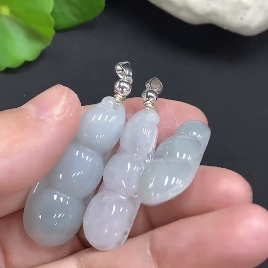 F32774818 Jadeite Lucky Bean Pendants Sell as a Lot Non-Gold Inlaid