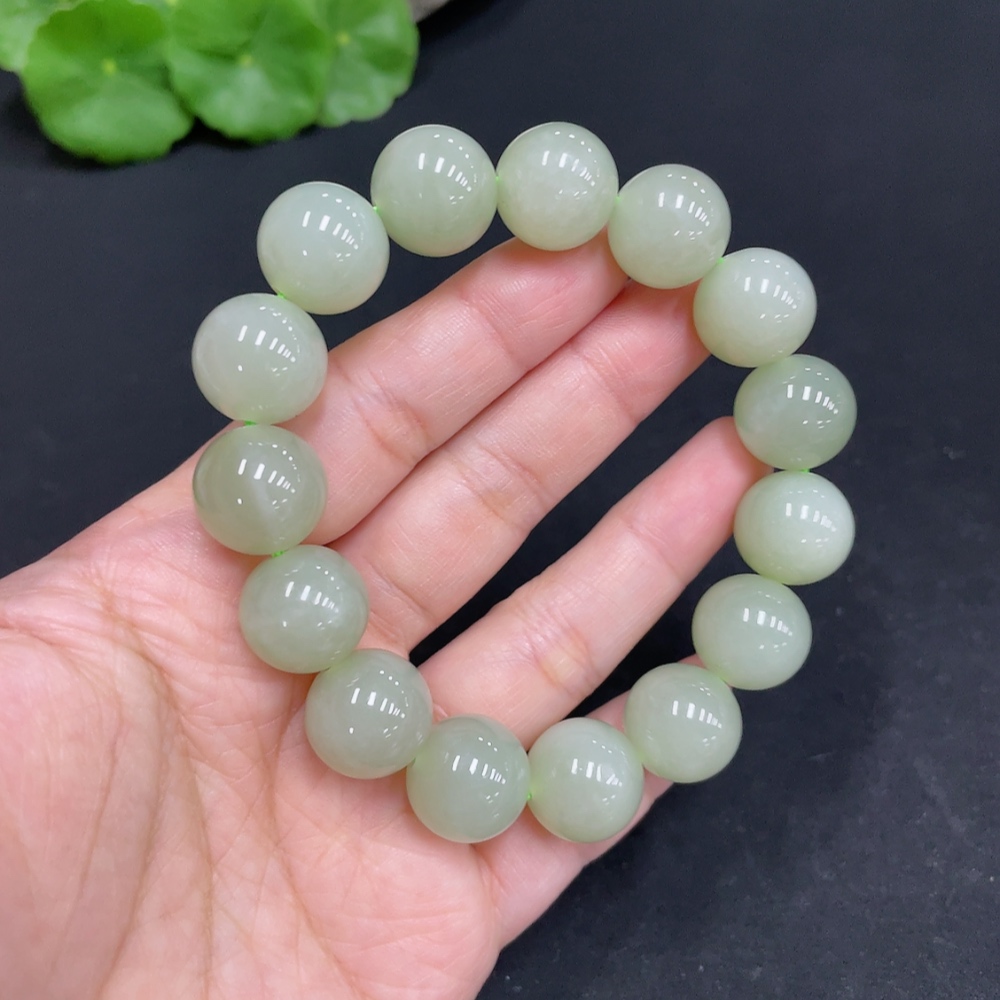 H35109838 Hetian Jade Bracelet, approx. 13.8mm, total weight approx. 62.8g