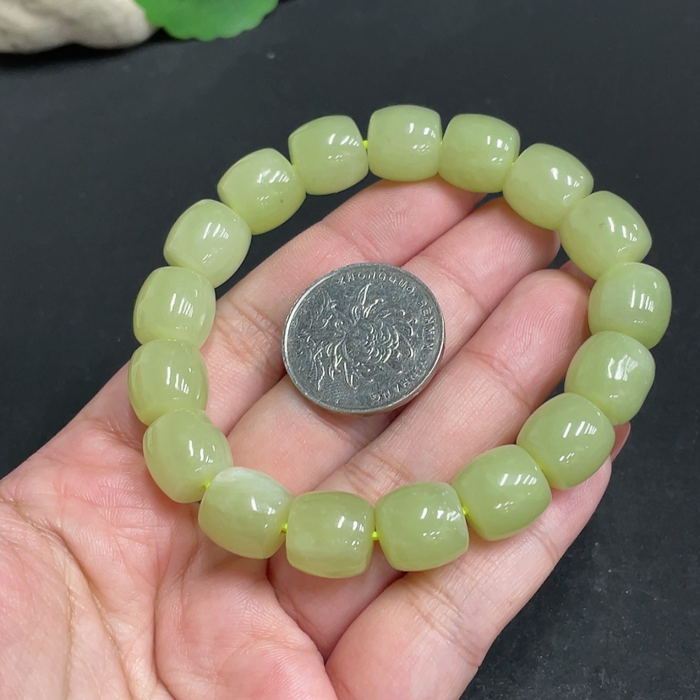 H34004520 Hetian Jade Bracelet Approx. 11.5 mm Total Weight Approx. 53.1g