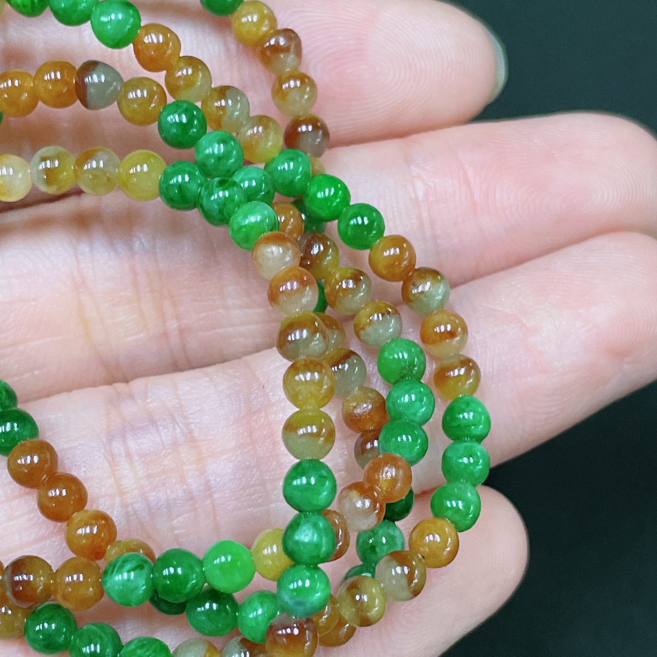 F33865689 Jadeite Bead Necklace Approx. 3.6mm Total Weight Approx. 14.13g Non-Gold Color Origin Undetermined