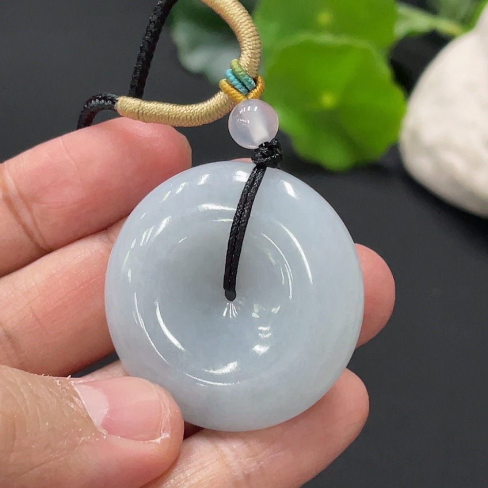 F33837020 Jadeite Pendant Peace Knot Total Weight Approx. 20.73g Including Rope, Beads Non-Grade A