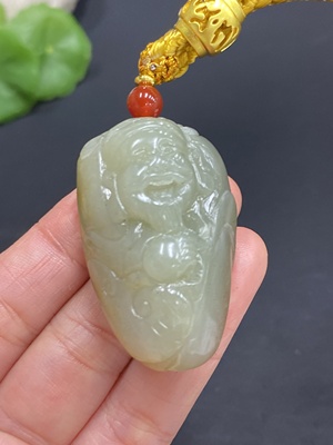 H25915040 Hetian Jade Handheld Ornament - God of Wealth