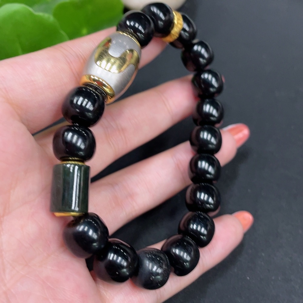 H34026919 Hetian Jade Bracelet, Approx. 10.7mm, Total Weight Approx. 42.2g, Color Origin Undetermined, Non-Gold