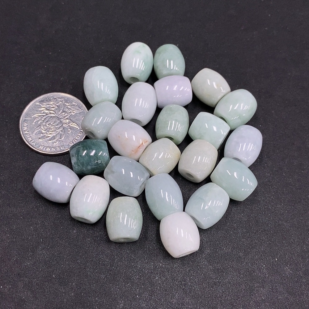 F34077196 Jadeite Barrel Beads Sell as a Lot
