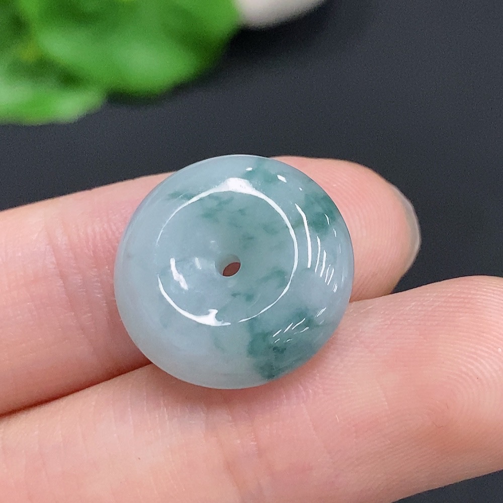 F30458720 JadeitePeace Buckle, total weight approx. 3.4g