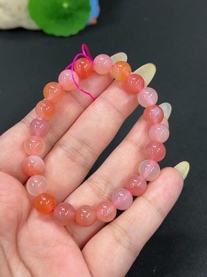 H42979590 盐源玛瑙手串 卡8.2mm左右 仅红色 货品总重约19.2g