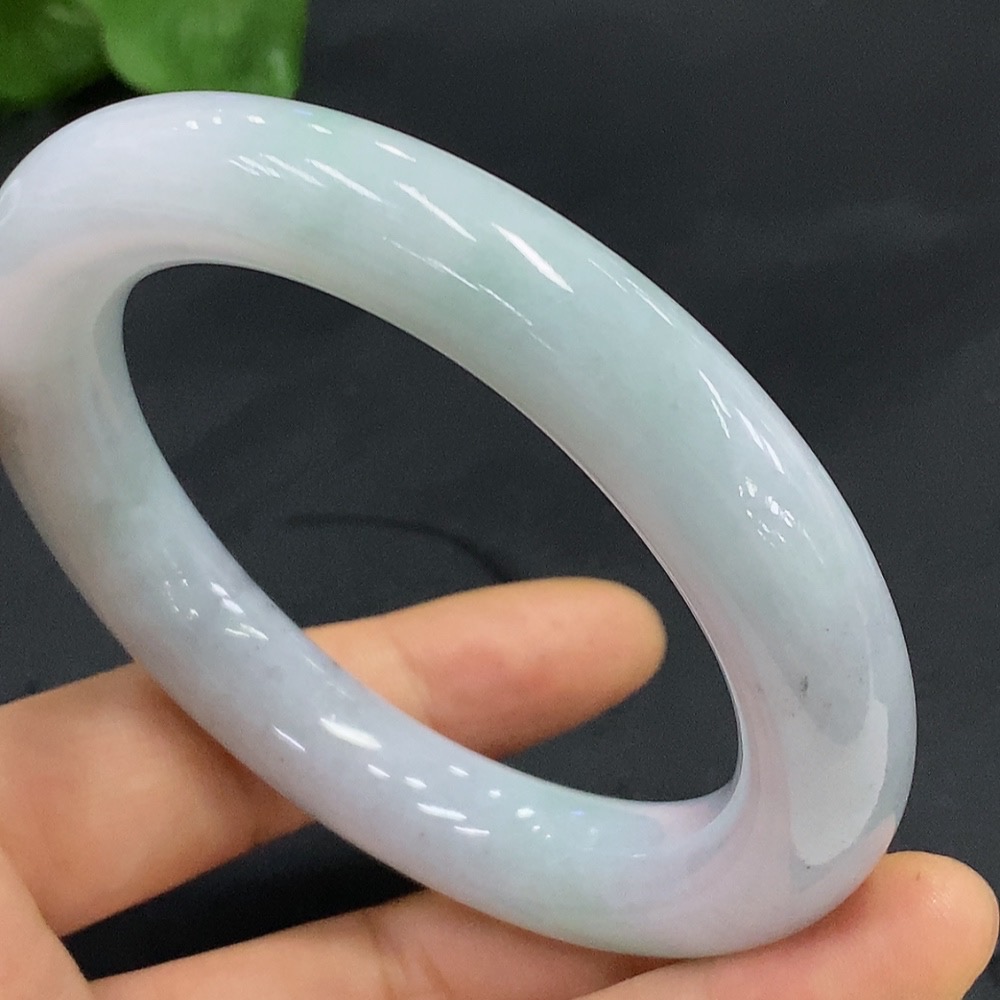 F22436934 Jadeite Round Bangle Size 57 Total Weight 79.390g