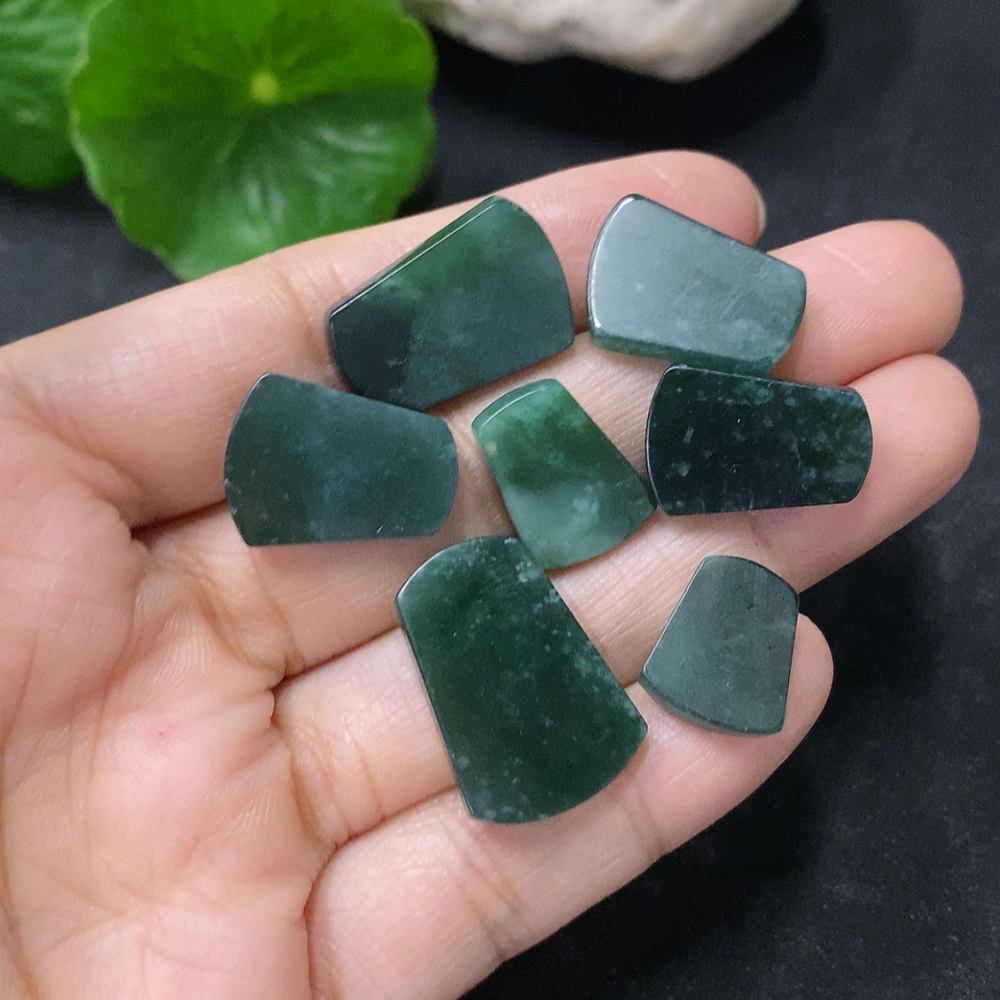 F35117739 Jadeite Rough Plain Pendant Sell as a Lot