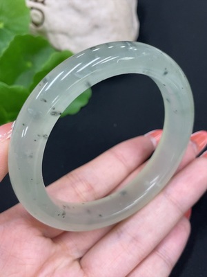 H34016850 Xiuyu (Serpentine Jade) Round Bracelet Size 55.7 Total Weight Approx. 46.7g