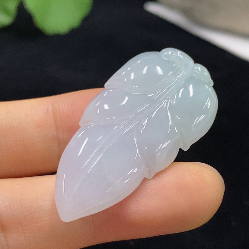 F31586958 Jadeite Leaf Pendant Total Weight Approx. 7.24g