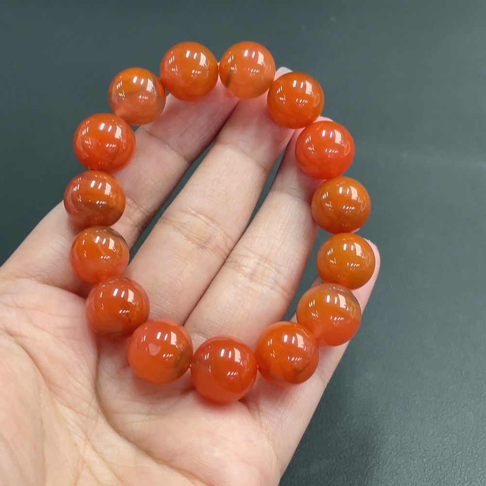 C21400092 Red Agate Bracelet, approx. 12.8mm, total weight approx. 45.90g, visible organic matter