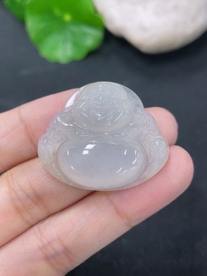 F46567784 翡翠挂件佛公 货品总约重6.64g