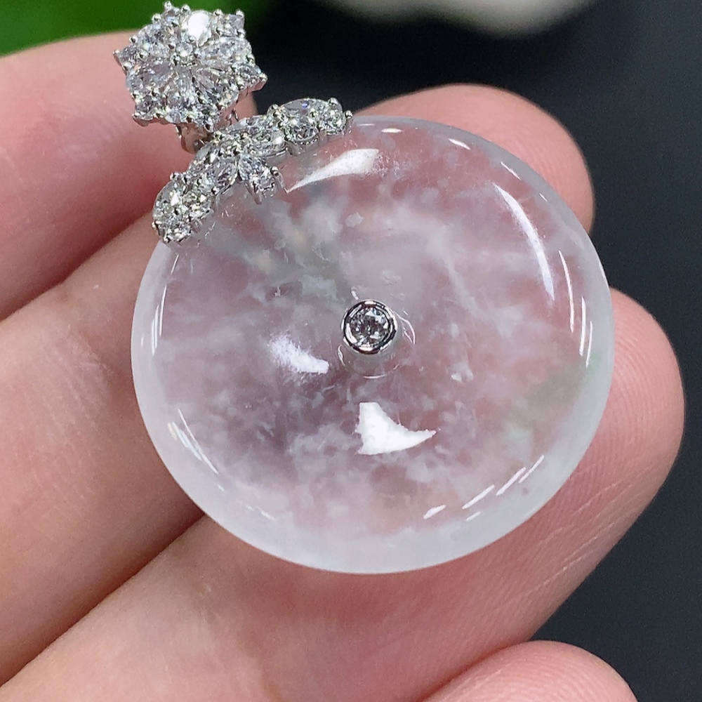 F26007044 Jadeite Safety Buckle with 18K Gold Buckle Head, Total Weight Approximately 4.5g