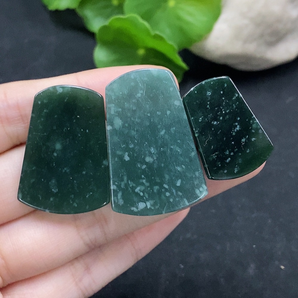 F35090051 Jadeite Plain Pendant Mounting Sell as a Lot