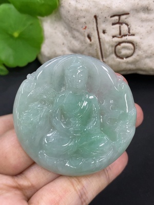 F46596834 翡翠大日如来挂件 货品总重约21.97g