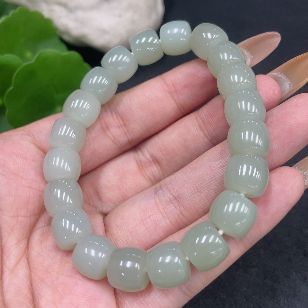 H32752147 Hetian Jade Bracelet, Approx. 10.1mm, Total Weight Approx. 37.4g